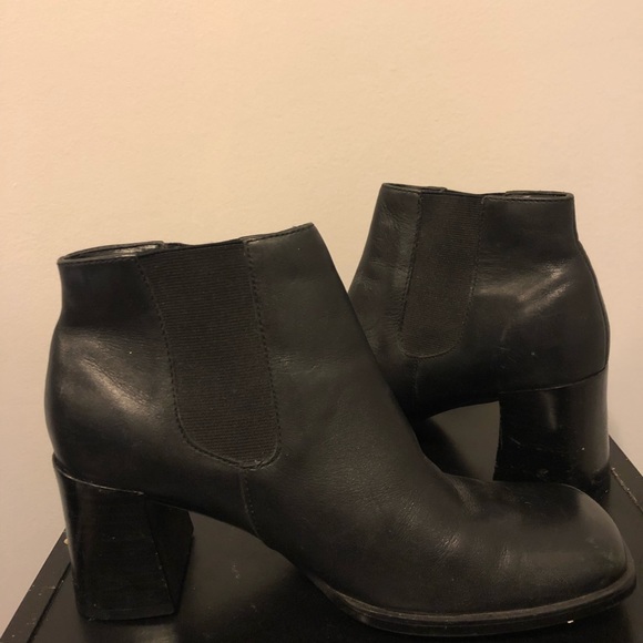 White Mountain Black Booties - Picture 2 of 8